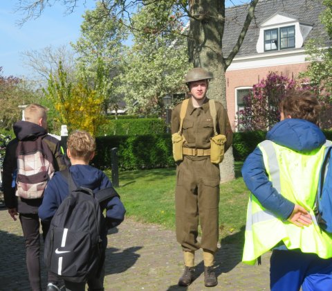 Scholieren in Midden-Delfland horen verhalen over bezetting en verzet
